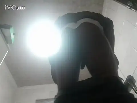 Snapshot of Stormward chatting on September 13, 1:27 am Stormward online show from September 13, 1:27 am