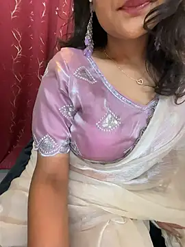 Snapshot of LuscousPussy chatting on March 13, 12:56 pm LuscousPussy online show from March 13, 12:56 pm