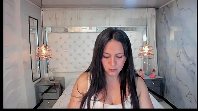 Snapshot of Georgina-Musk chatting on March 13, 11:05 pm Georgina-Musk online show from March 13, 11:05 pm