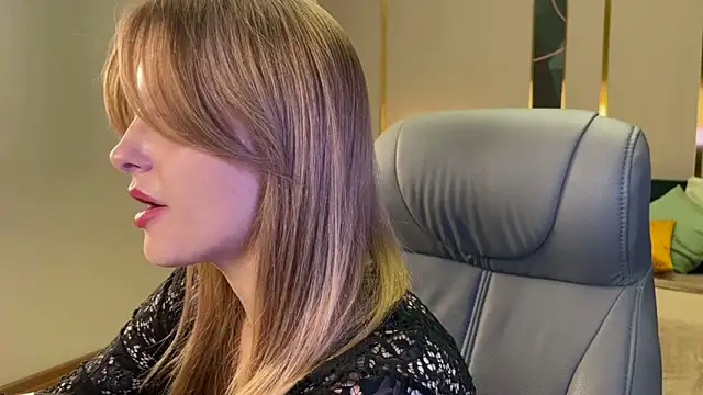 anita blairr online show from March 8, 1:14 am