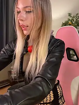 KittyKatyDream online show from December 22, 4:15 pm