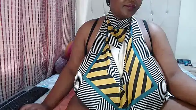 CHOCOLATEDARKBUSTYX online show from December 4, 9:51 am