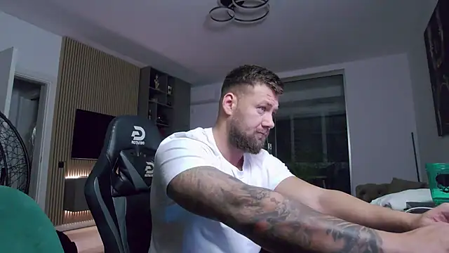 UbbeViking online show from February 9, 8:02 pm