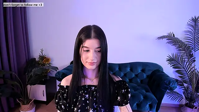 Snapshot of LauraCoy chatting on January 14, 8:15 pm LauraCoy online show from January 14, 8:15 pm