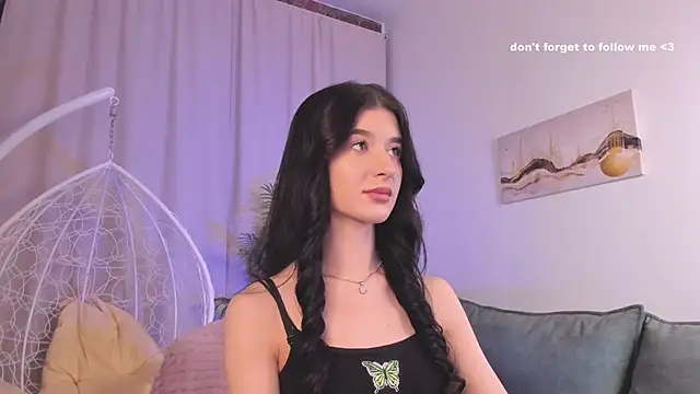 Snapshot of LauraCoy chatting on January 21, 8:21 pm LauraCoy online show from January 21, 8:21 pm