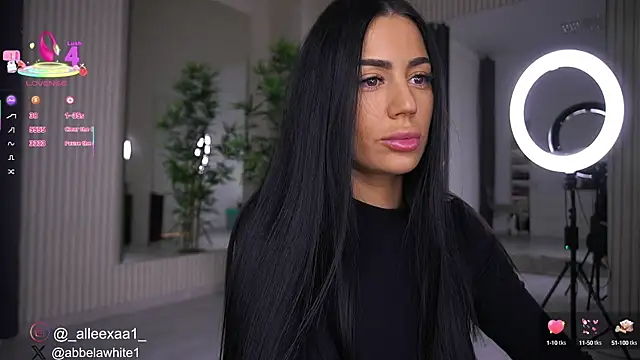 Snapshot of Abbela_White chatting on February 25, 6:25 am Abbela White online show from February 25, 6:25 am