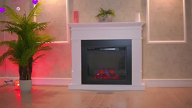 Abbela White online show from December 17, 7:36 am