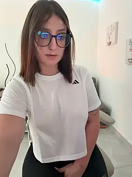 Megan lu2 online show from February 4, 8:58 pm