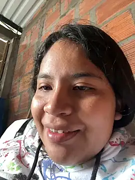 moncerrat luna online show from February 6, 3:41 pm