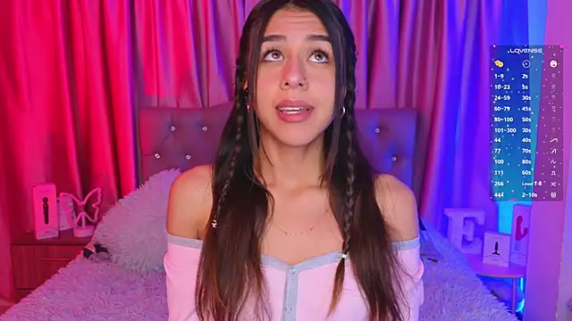 Snapshot of Emiily_Scott1 chatting on March 30, 11:50 pm Emiily Scott1 online show from March 30, 11:50 pm