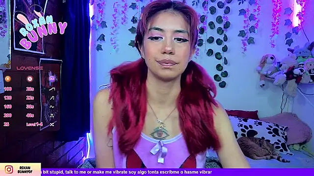 Roxanbunny1 online show from May 14, 3:02 am