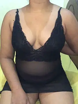 Snapshot of Rose_Olivia chatting on March 2, 5:04 pm Rose Olivia online show from March 2, 5:04 pm