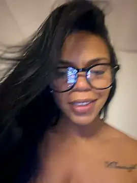 Snapshot of Charly_ chatting on May 5, 3:58 am Charly online show from May 5, 3:58 am