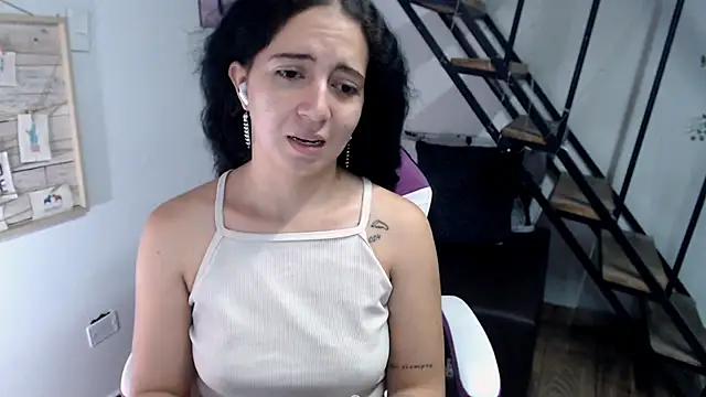 samantha baby  online show from October 11, 8:07 pm