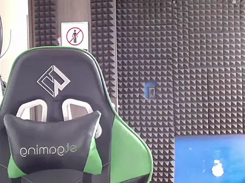 Curly Angel24 online show from February 18, 3:08 pm