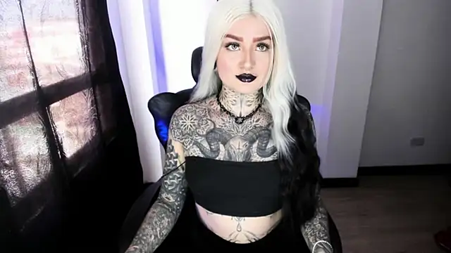 Snapshot of Anaii_Gomez chatting on December 17, 7:31 pm Anaii Gomez online show from December 17, 7:31 pm