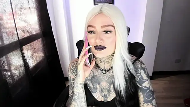 Snapshot of Anaii_Gomez chatting on December 19, 8:16 pm Anaii Gomez online show from December 19, 8:16 pm