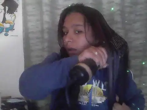 Snapshot of Charis_21 chatting on July 2, 11:22 pm Charis 21 online show from July 2, 11:22 pm