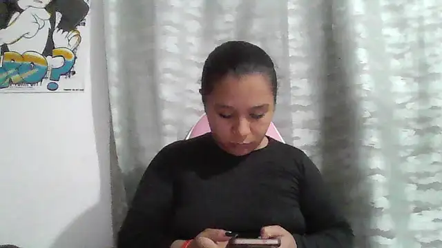 Snapshot of Charis_21 chatting on July 9, 3:32 am Charis 21 online show from July 9, 3:32 am