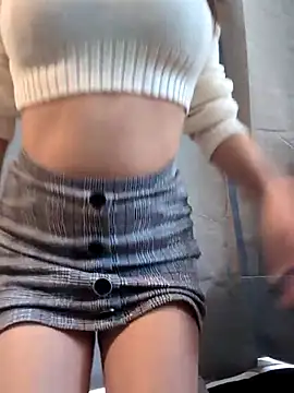 Snapshot of leyla_babe chatting on June 8, 1:11 pm leyla babe online show from June 8, 1:11 pm