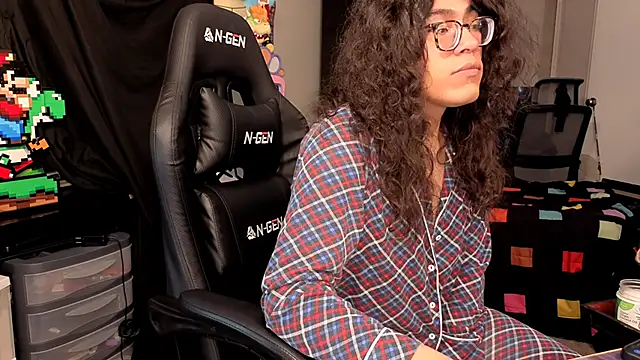 ShinyCherub online show from November 14, 4:00 am