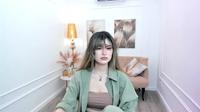 AnneTLi online show from May 26, 3:13 am