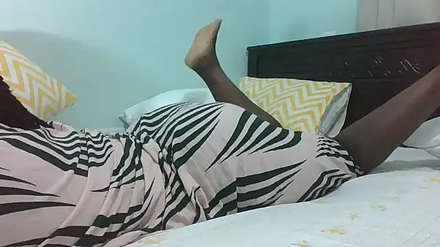 Snapshot of Darkberry chatting on February 19, 8:27 pm Darkberry online show from February 19, 8:27 pm