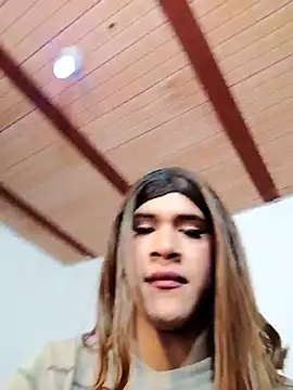 Snapshot of Babylolatop chatting on December 11, 12:12 pm Babylolatop online show from December 11, 12:12 pm