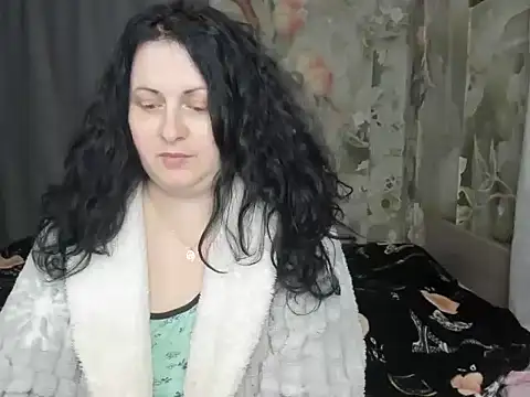 Snapshot of Lillian2 chatting on March 12, 8:04 pm Lillian2 online show from March 12, 8:04 pm