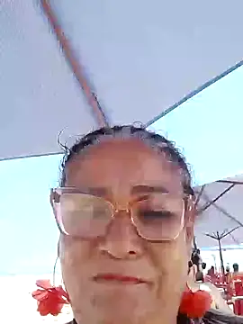 Delicy1 online show from December 29, 2:31 pm