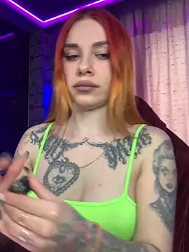 Snapshot of Queen_of_pain chatting on February 23, 10:28 am Queen of pain online show from February 23, 10:28 am