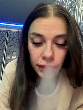 Snapshot of Queen_of_pain chatting on September 24, 6:39 am Queen of pain online show from September 24, 6:39 am