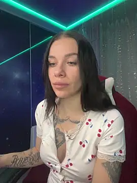 Snapshot of Queen_of_pain chatting on November 16, 5:02 am Queen of pain online show from November 16, 5:02 am