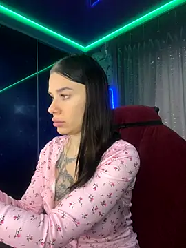 Snapshot of Queen_of_pain chatting on November 26, 6:03 am Queen of pain online show from November 26, 6:03 am