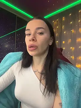 Snapshot of Queen_of_pain chatting on December 16, 6:29 am Queen of pain online show from December 16, 6:29 am