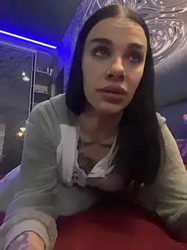 Snapshot of Queen_of_pain chatting on December 23, 6:44 am Queen of pain online show from December 23, 6:44 am