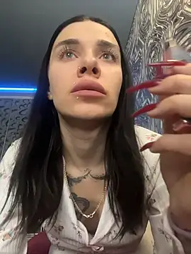 Queen of pain online show from March 4, 6:52 am