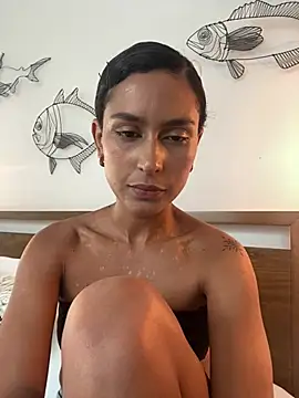 Snapshot of AnaRoxane_ chatting on June 28, 7:20 pm AnaRoxane online show from June 28, 7:20 pm