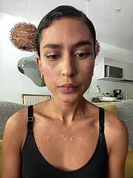 Snapshot of AnaRoxane_ chatting on June 29, 5:13 pm AnaRoxane online show from June 29, 5:13 pm
