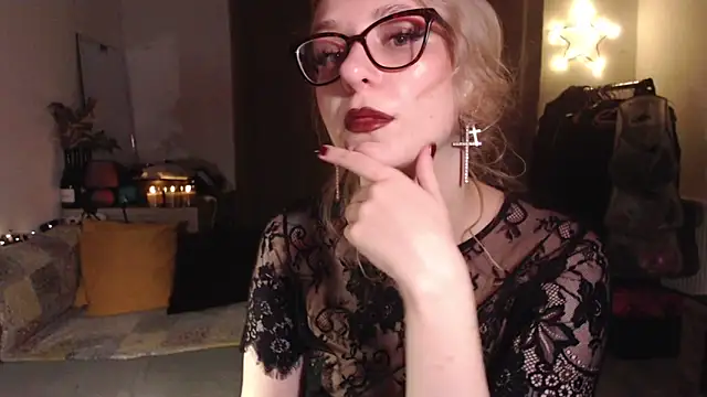 welliza online show from November 24, 10:09 pm