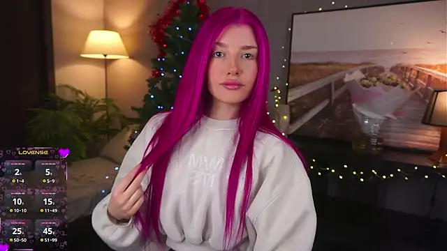 Snapshot of ShirleyCarolyn chatting on December 25, 7:34 pm ShirleyCarolyn online show from December 25, 7:34 pm