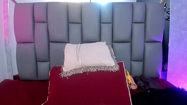  MiaBrown  online show from February 5, 12:06 pm