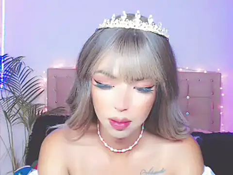 Tanedra collings online show from January 11, 2:30 am