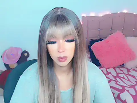 Tanedra collings online show from February 18, 7:54 am