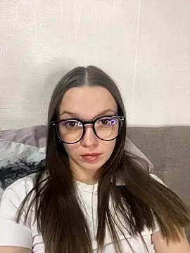 Snapshot of Tender-Mia chatting on March 15, 4:46 pm Tender-Mia online show from March 15, 4:46 pm