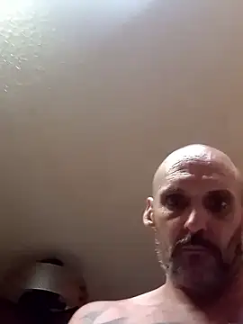 ClydeCan409 online show from May 16, 7:49 am