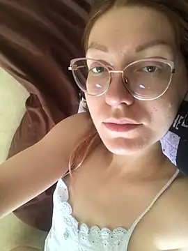  Sweet Love  online show from March 19, 10:30 am