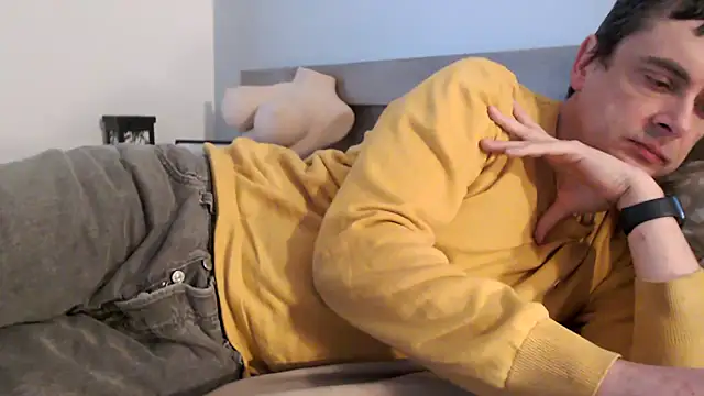 freddy0222222 online show from March 5, 12:23 pm