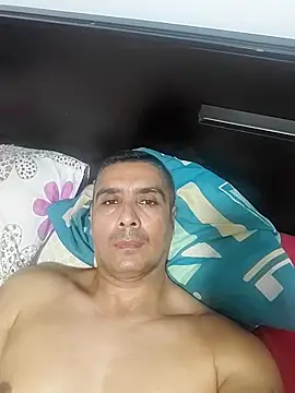 Snapshot of Diegofe81 chatting on May 30, 2:47 pm Diegofe81 online show from May 30, 2:47 pm