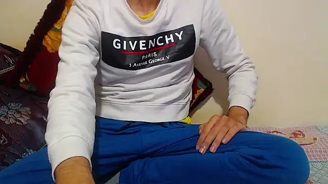 Alexdelarge323 online show from January 13, 7:21 pm
